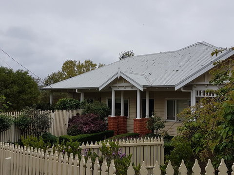 Healesville House - Fig Tree House - Accommodation Directory 2