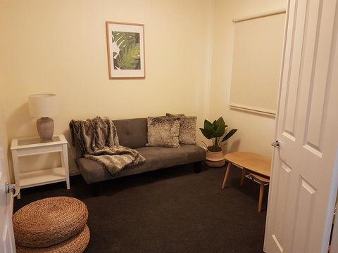 Healesville House - Fig Tree House - Accommodation Directory 9