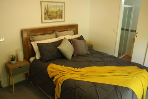 4 Autumn Grove - Accommodation Directory 1
