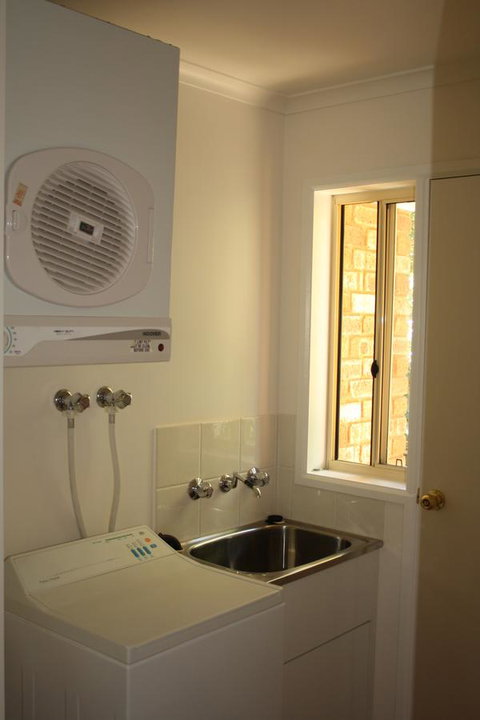 4 Autumn Grove - Accommodation Directory 8