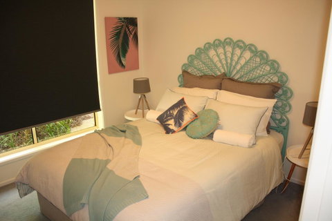 4 Autumn Grove - Accommodation Directory 3