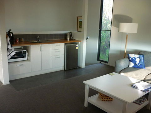 Saje\'s House & Pod - Accommodation Directory 15