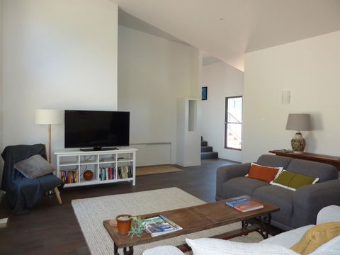 Saje\'s House & Pod - Accommodation Directory 2
