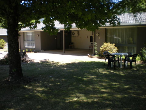 Willow Dene Holiday Apartments - Accommodation Directory 4