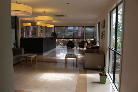 Bairnsdale International - Accommodation Directory 18