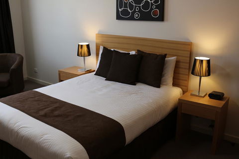 Bairnsdale International - Accommodation Directory 35