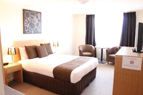Bairnsdale International - Accommodation Directory 3