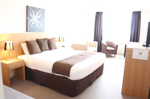 Bairnsdale International - Accommodation Directory 10