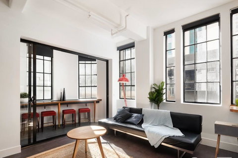Spacious Designer Warehouse Melbourne CBD Apartment - Accommodation Directory 2