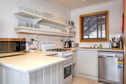 FOUNTAINS 3, Mount Hotham - Accommodation Directory 9