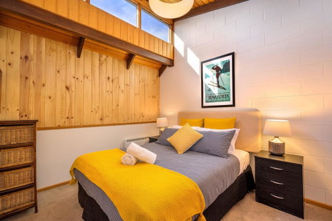 FOUNTAINS 3, Mount Hotham - Accommodation Directory 4