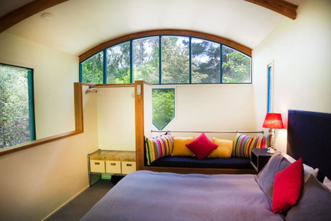 Ashwood Cottages - Accommodation Directory 6