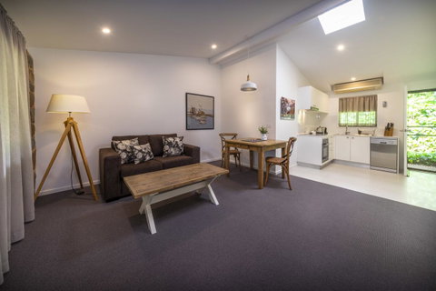 Bright Mystic Valley - Accommodation Directory 6