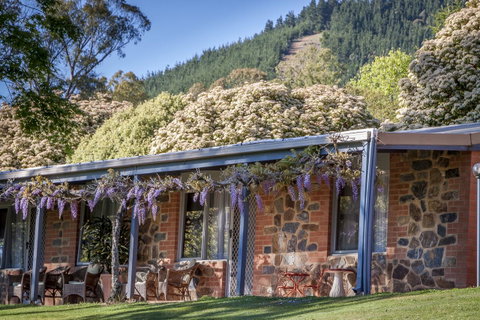 Bright Mystic Valley - Accommodation Directory 24