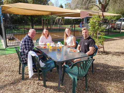 Adina Lodge Holiday Apartments - Accommodation Directory 1