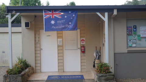 Adina Lodge Holiday Apartments - Accommodation Directory 5