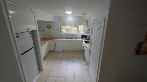 Adina Lodge Holiday Apartments - Accommodation Directory 22