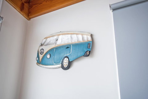 Stunning Waterfront Only 10 Minutes To Phillip Island - FREE EV UNIT 7kW For Electric Cars - Pet Friendly, Fireplace FREE WIFI Wine & Chocolates - Accommodation Directory 24