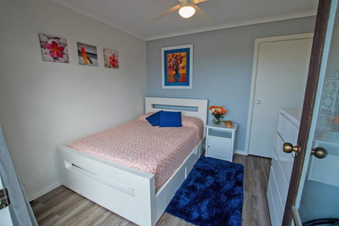 Stunning Waterfront Only 10 Minutes To Phillip Island - FREE EV UNIT 7kW For Electric Cars - Pet Friendly, Fireplace FREE WIFI Wine & Chocolates - Accommodation Directory 19