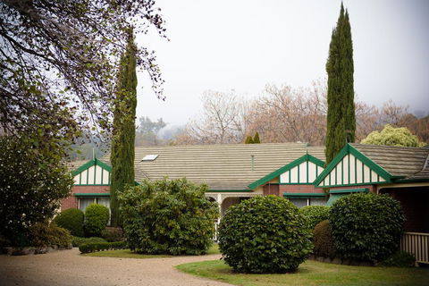 The Birch House - Silver Birches Luxury Accommodation Bright - Accommodation Directory 1