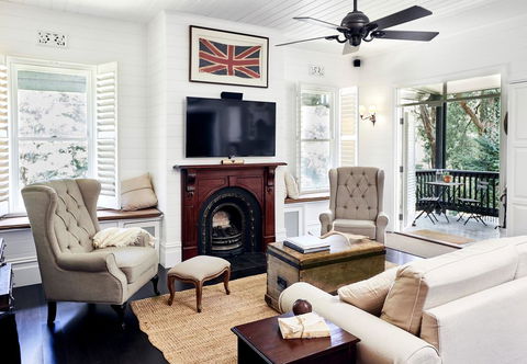 The Blackwood Sassafras - Accommodation Directory 2