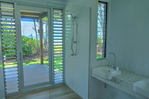 The Bungalows - Accommodation Directory 3