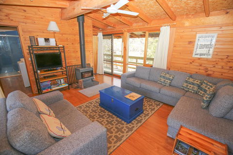 The Cabin - Accommodation Directory 1