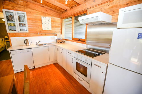 The Cabin - Accommodation Directory 3