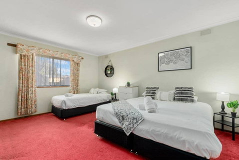 The Calzburg Guest Home - Accommodation Directory 0