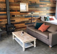 The Cottage - 58 Acre Farm Stay at Hanging Rock - Accommodation Directory