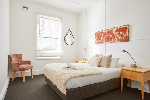 The Criterion Hotel - Accommodation Directory 3