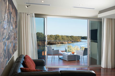 The Frames - Accommodation Directory 1