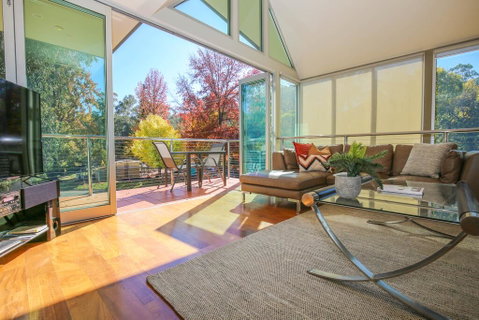 The Glass Pinnacle - Accommodation Directory 3
