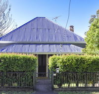 The Grey House - Accommodation Directory
