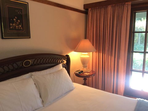The Laurels B&B - Accommodation Directory 2