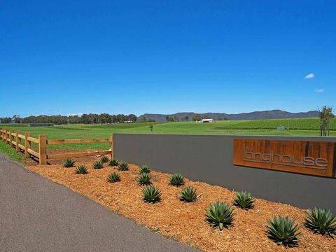 The Longhouse - Suite 2 - Accommodation Directory 1