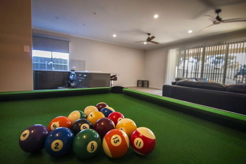 The Races Complex - Accommodation Directory 3