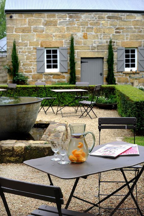 The Red Feather Inn - Accommodation Directory 3
