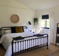 The Retreat - Accommodation Directory