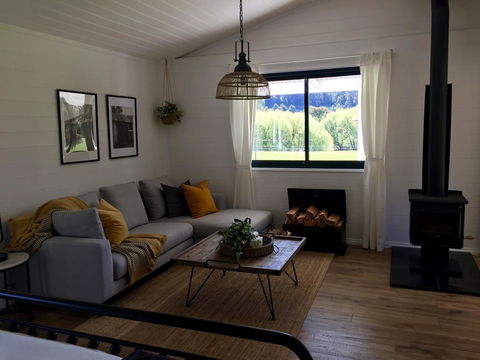 The Retreat - Accommodation Directory 3