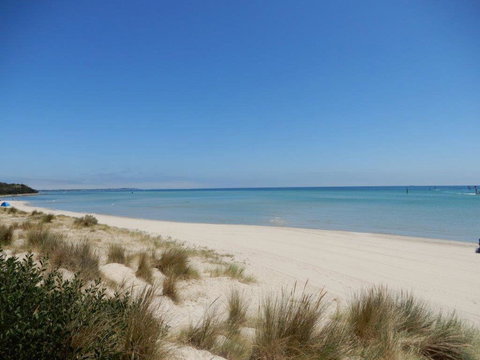 The Rosebud Beach Shack - Accommodation Directory 0
