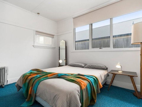 The Rosebud Beach Shack - Accommodation Directory 2