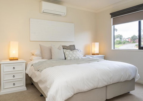 The Turnberry - Accommodation Directory 2