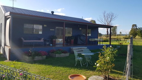 The Wattle Lodge - Accommodation Directory 3