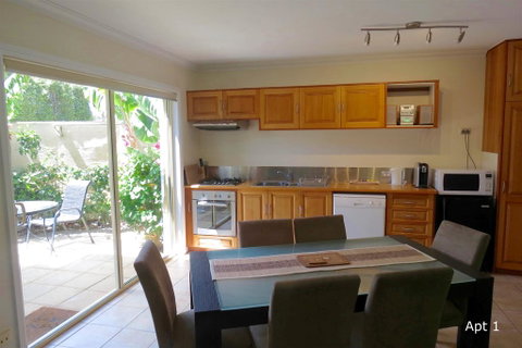 The Wave Oasis SC B&B - Accommodation Directory 1