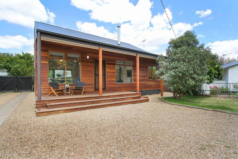The Wooden House At 30 Delany - Accommodation Directory 0