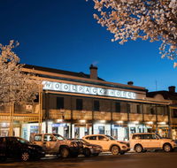 The Woolpack Hotel - Accommodation Directory