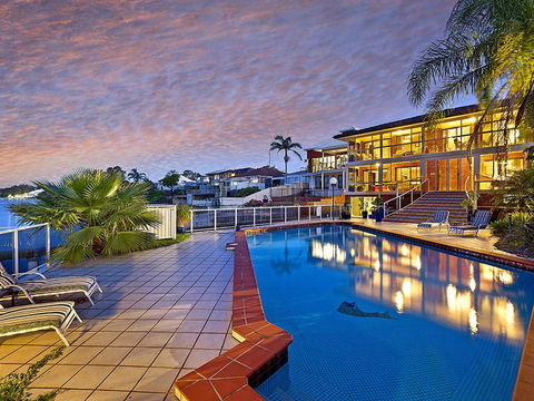 Toukley Waterfront House - Accommodation Directory 0