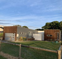 Tranquil Getaway Wifi Netflix Pet friendly - Accommodation Directory