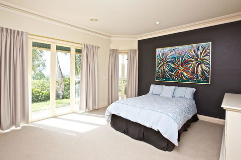 Tranquill Garden Hideaway - Accommodation Directory 0